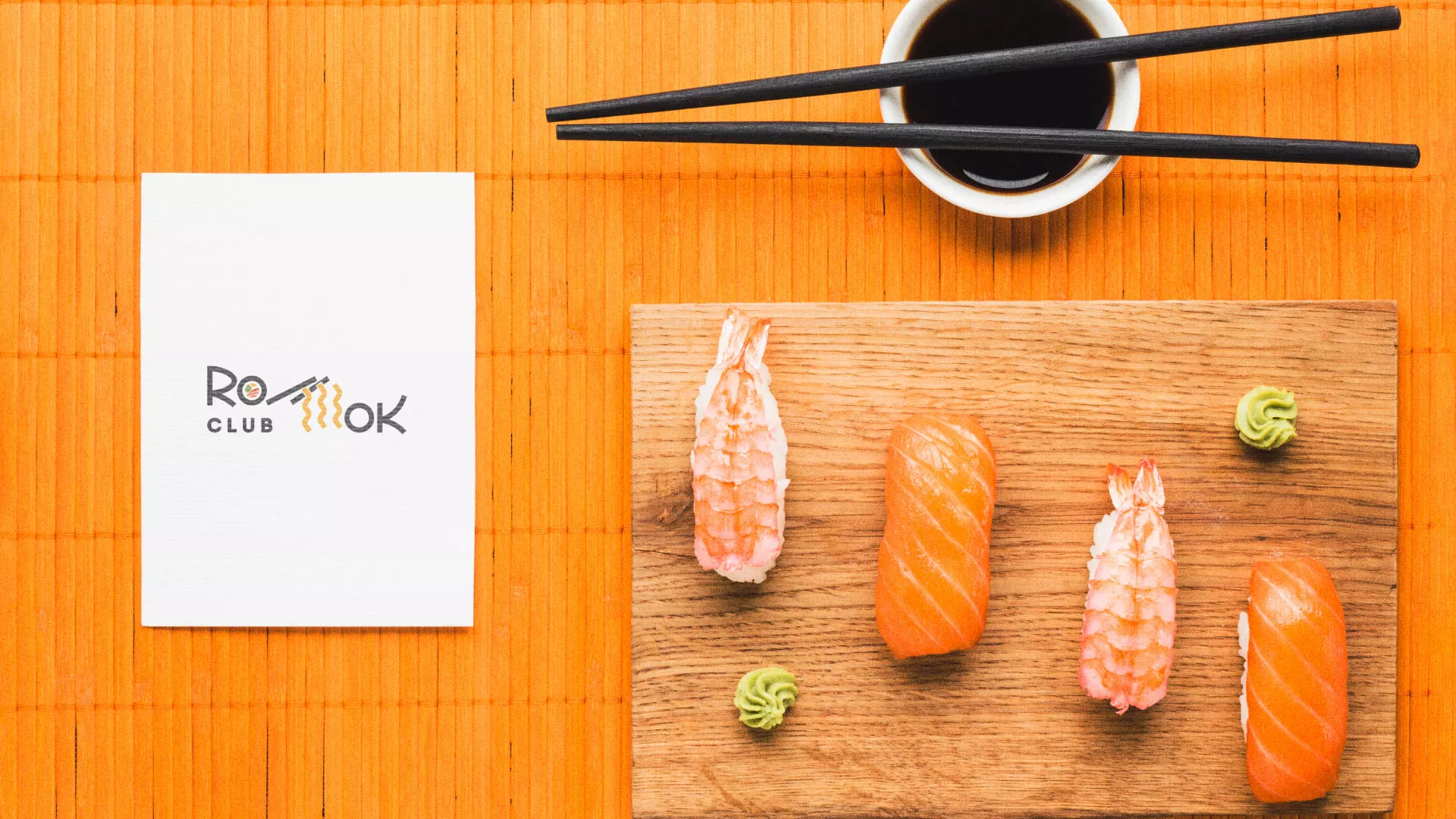 Создание логотипа суши-бара «Roll Wok Club» в Сочи